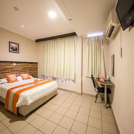 Hotel Sri Iskandar Kota Kinabalu Extérieur photo